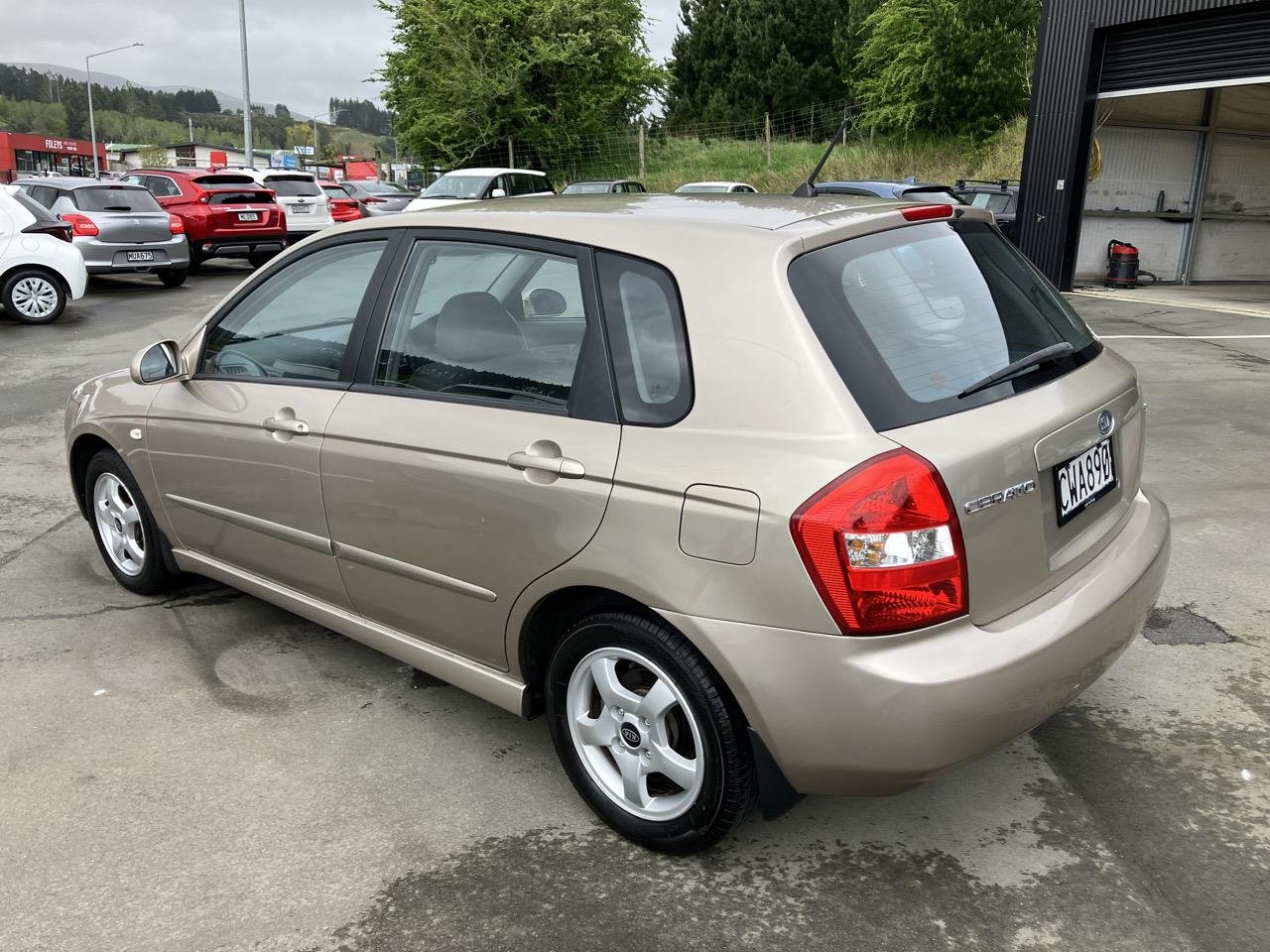 2005 Kia Cerato