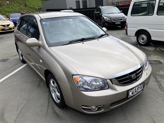 2005 Kia Cerato - Thumbnail