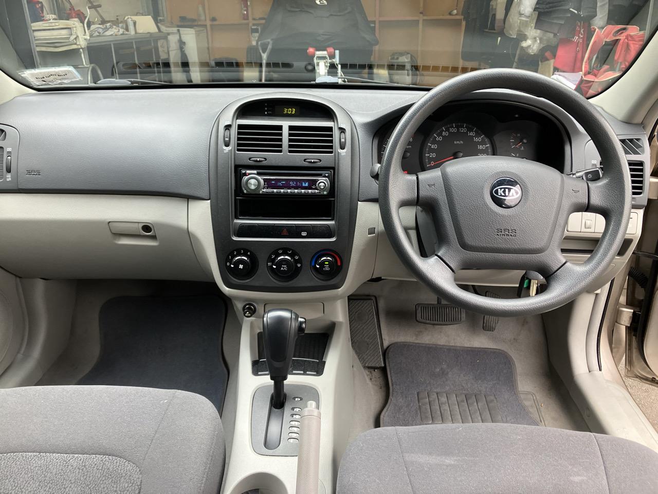 2005 Kia Cerato