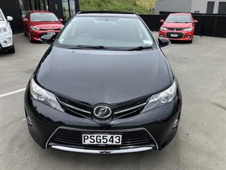 2013 Toyota Auris - Thumbnail