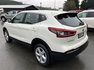 2020 Nissan Qashqai - Thumbnail