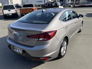 2019 Hyundai Elantra - Thumbnail